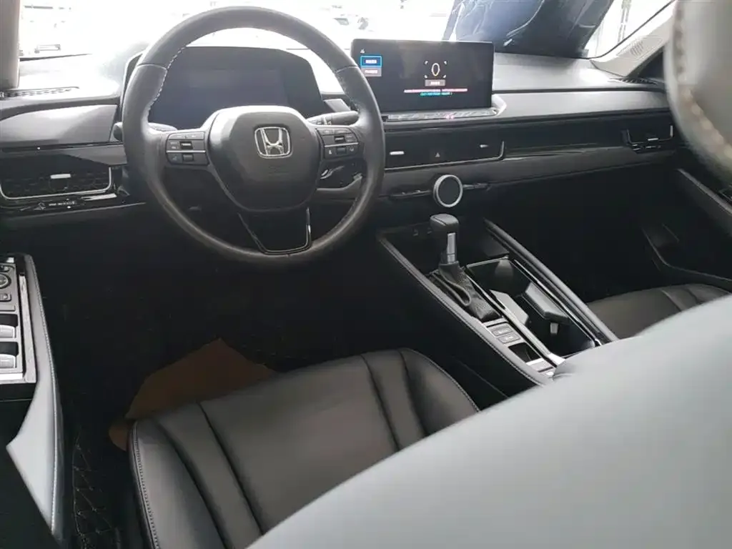Honda Inspire — фото 5