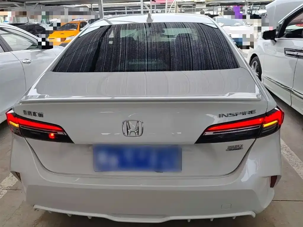 Honda Inspire — фото 2