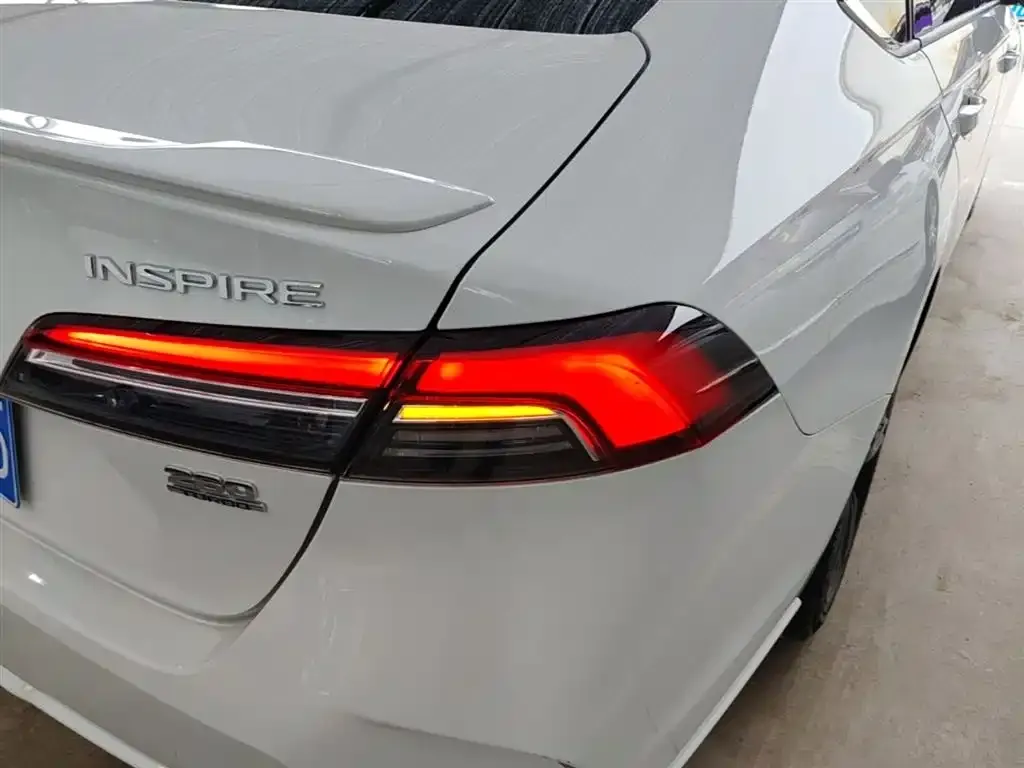 Honda Inspire — фото 10