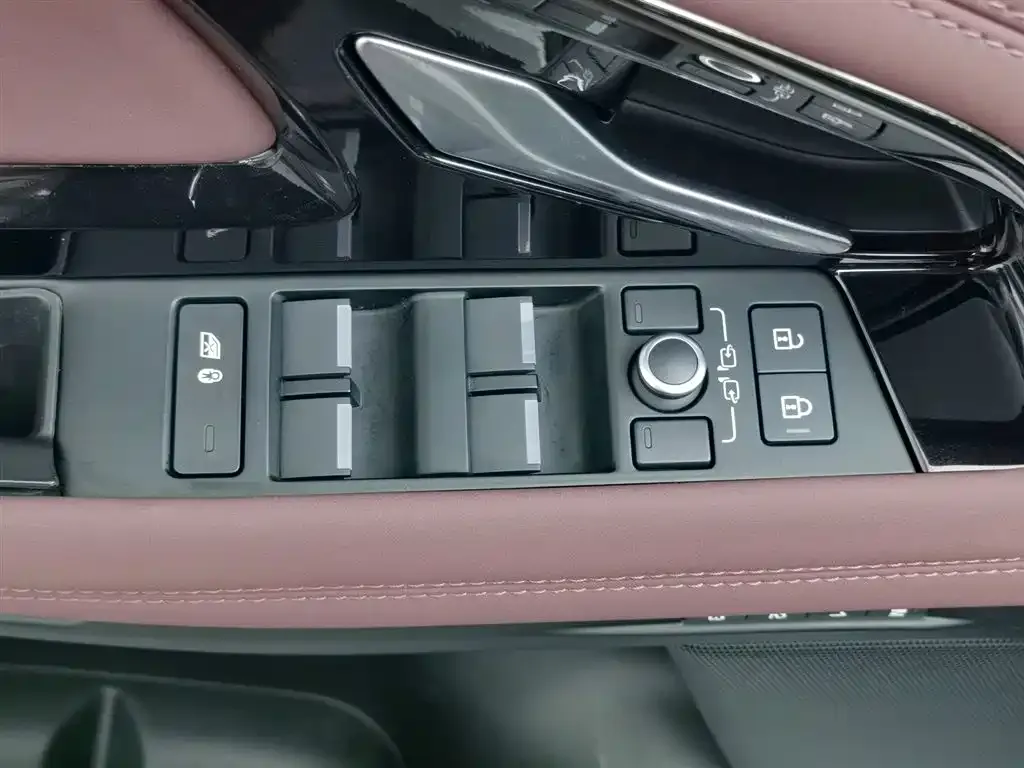 Land Rover Evoque — фото 7