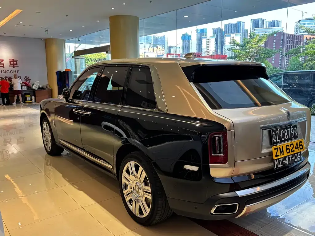 Rolls-Royce Cullinan 2021 из CN, фото 9
