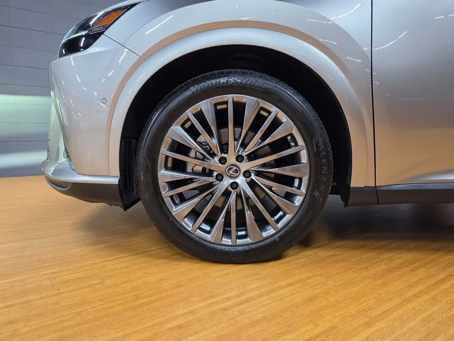 Lexus RX 2023 из KR, фото 3