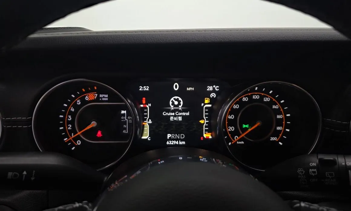 Jeep Wrangler 2021 из KR, фото 6