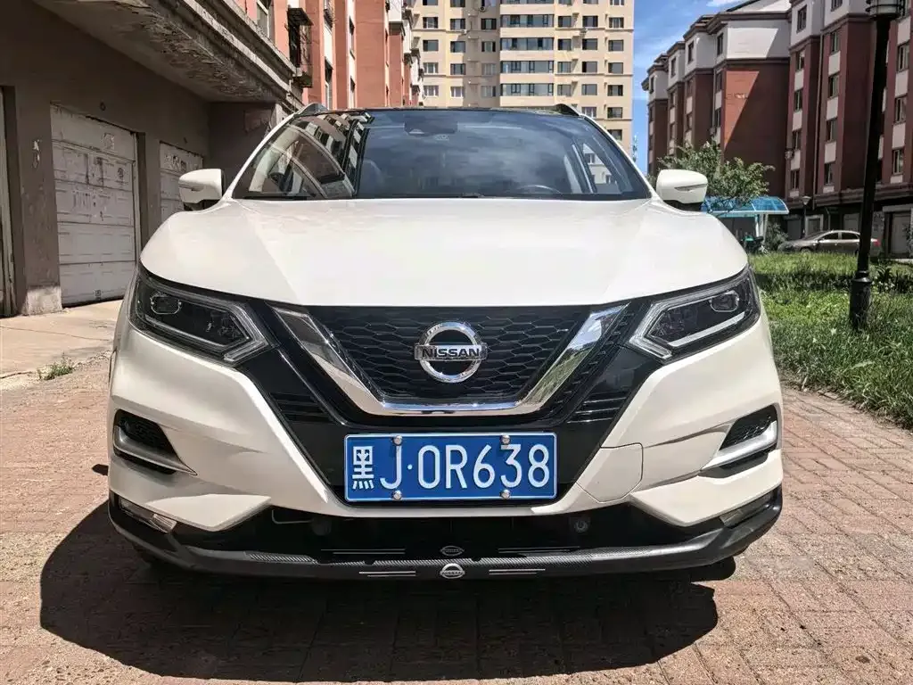 Nissan Qashqai — фото 9