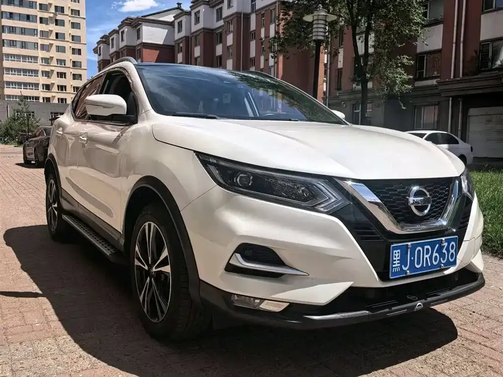 Nissan Qashqai — фото 8