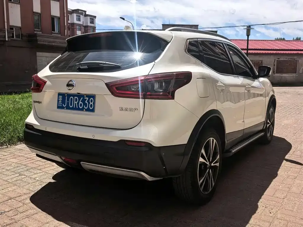 Nissan Qashqai — фото 5