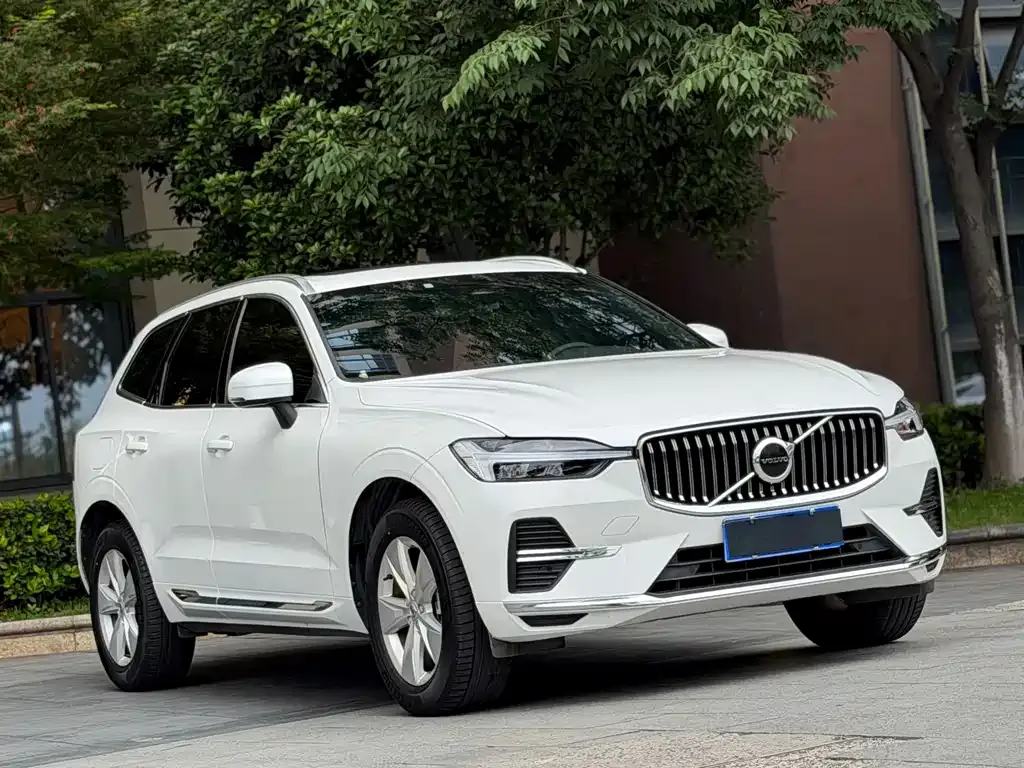 Volvo XC60 2022 из CN, фото 9