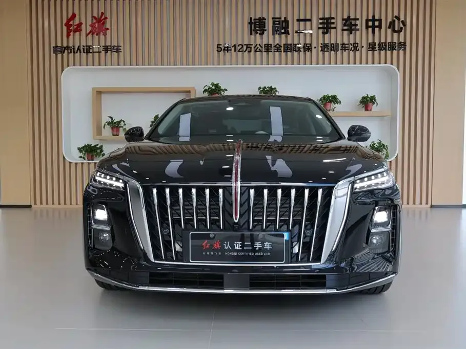 Hongqi H5 PHEV — фото 8