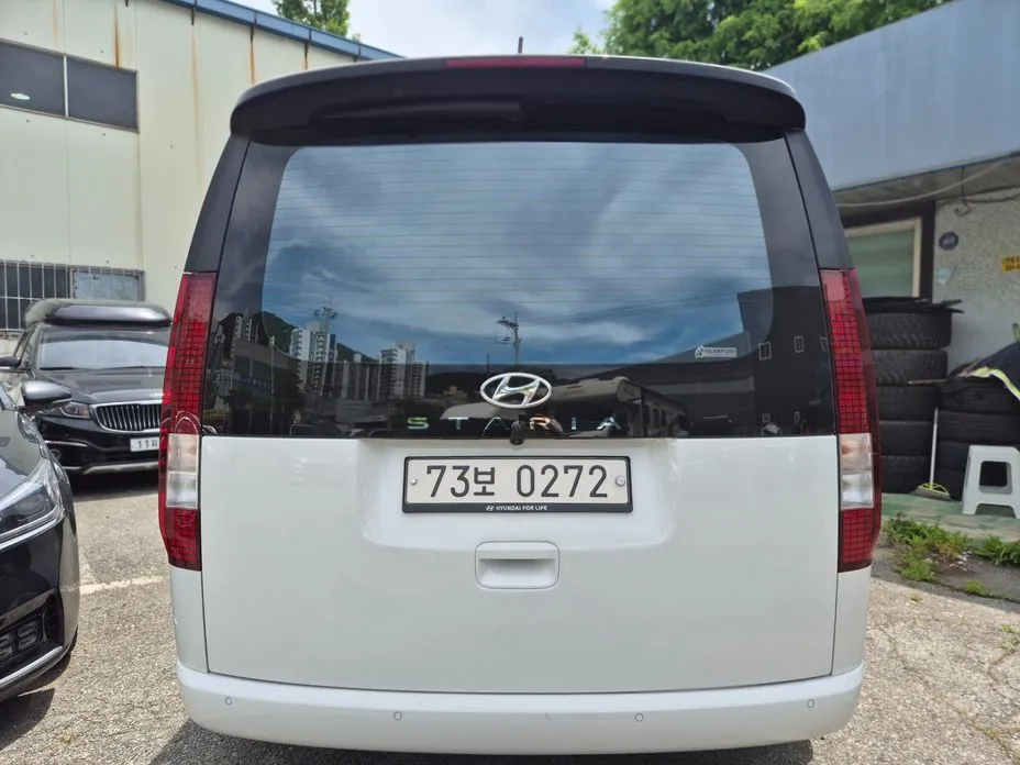 Hyundai Staria — фото 3