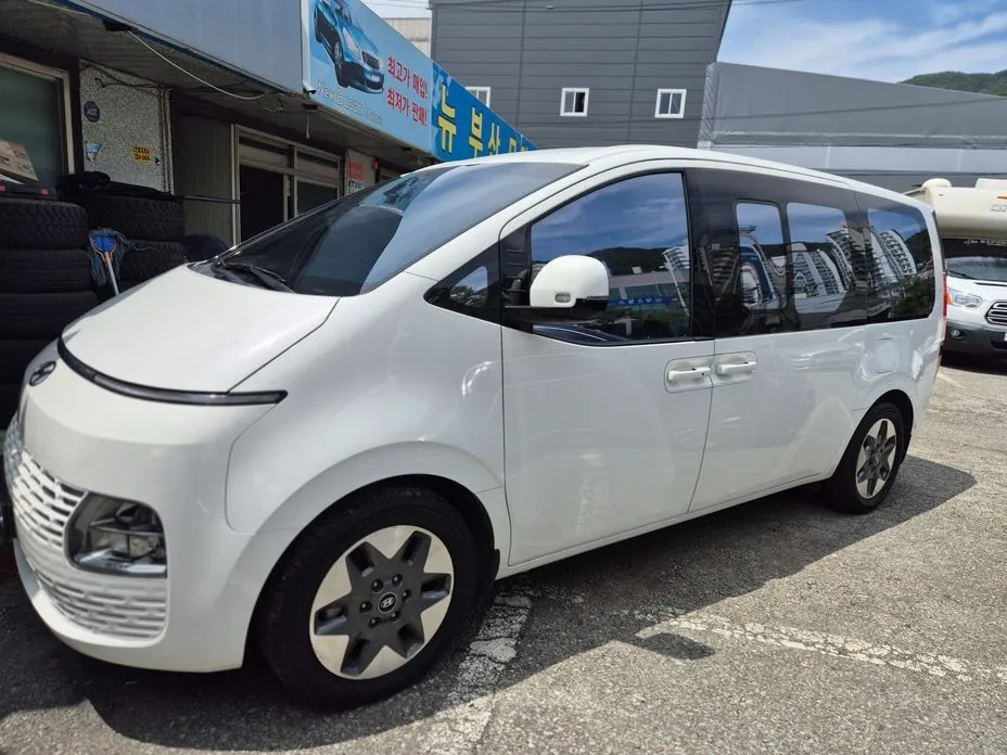 Hyundai Staria — фото 9