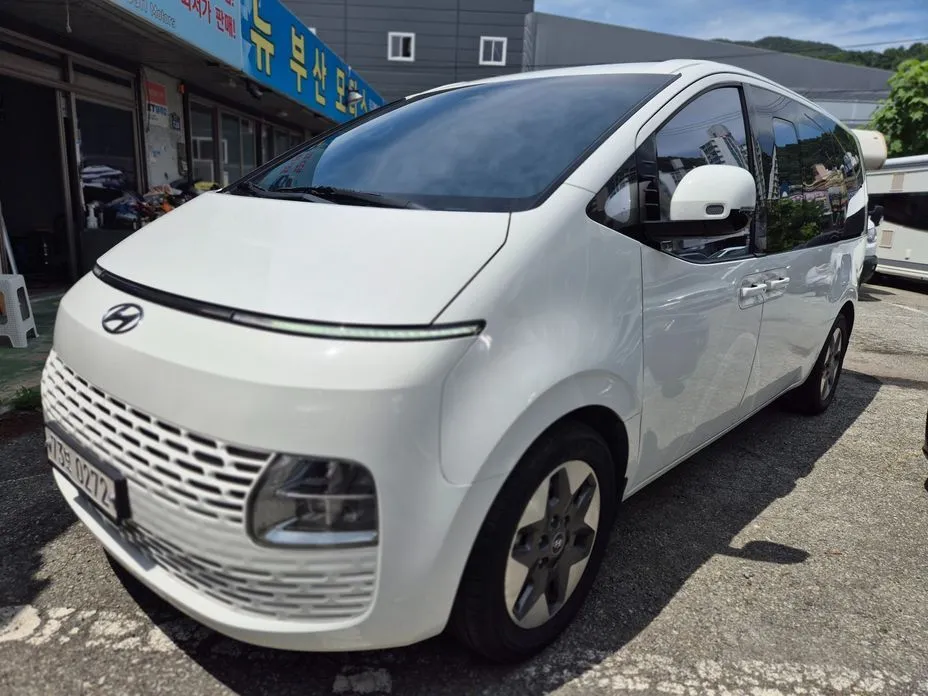 Hyundai Staria — фото 4