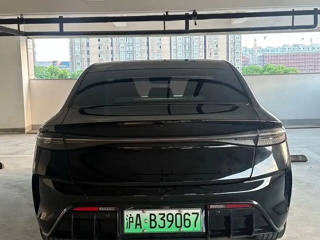 BYD Seal — фото 7
