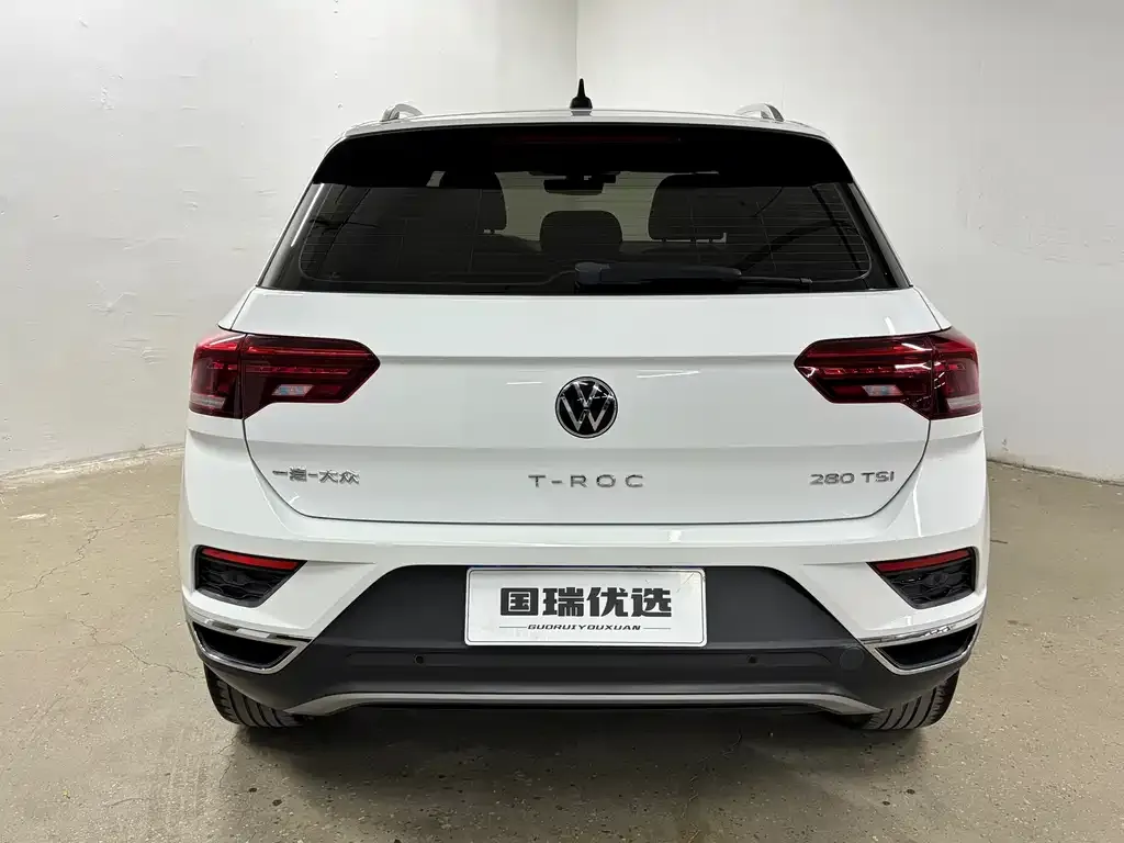 Volkswagen T-Roc — фото 3