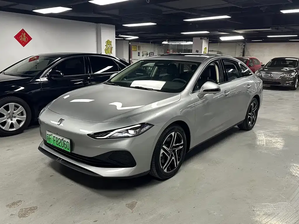 Roewe D7