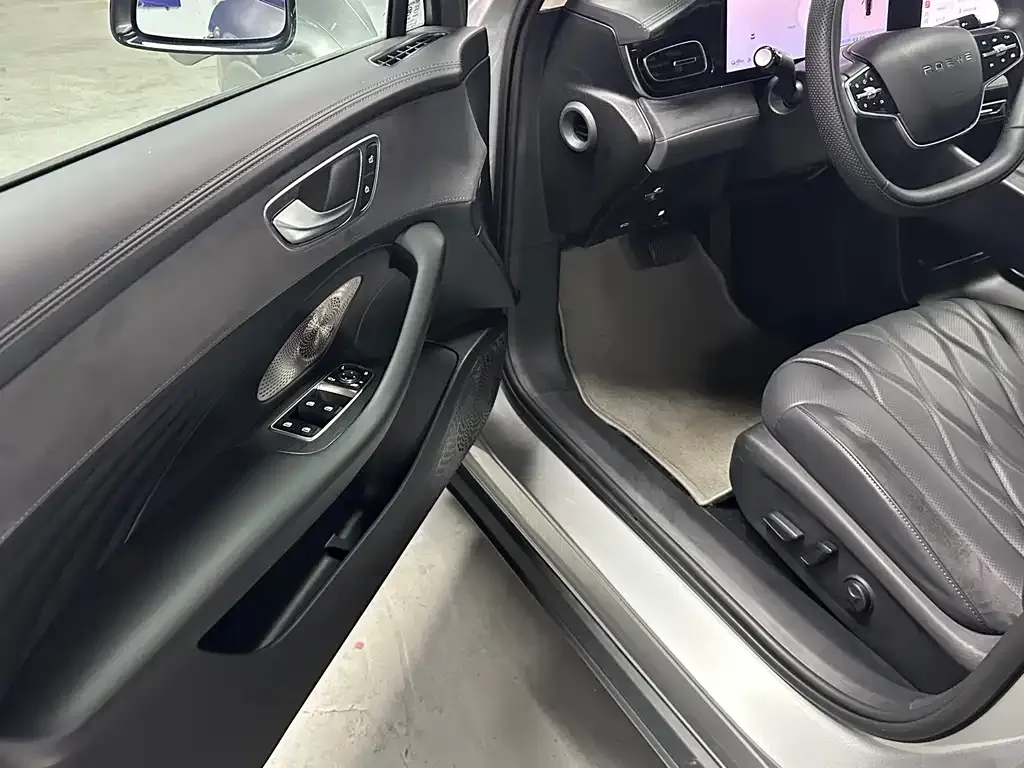 Roewe D7 2023 из CN, фото 6