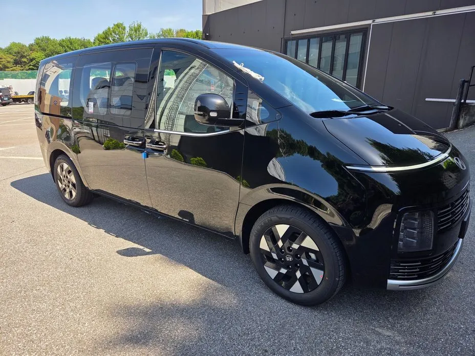 Hyundai Staria 2026 из KR, фото 1