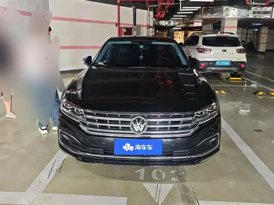 Volkswagen Phideon 2023 из CN, фото 8