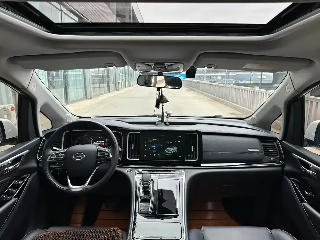 GAC Motor Trumpchi M8 — фото 8