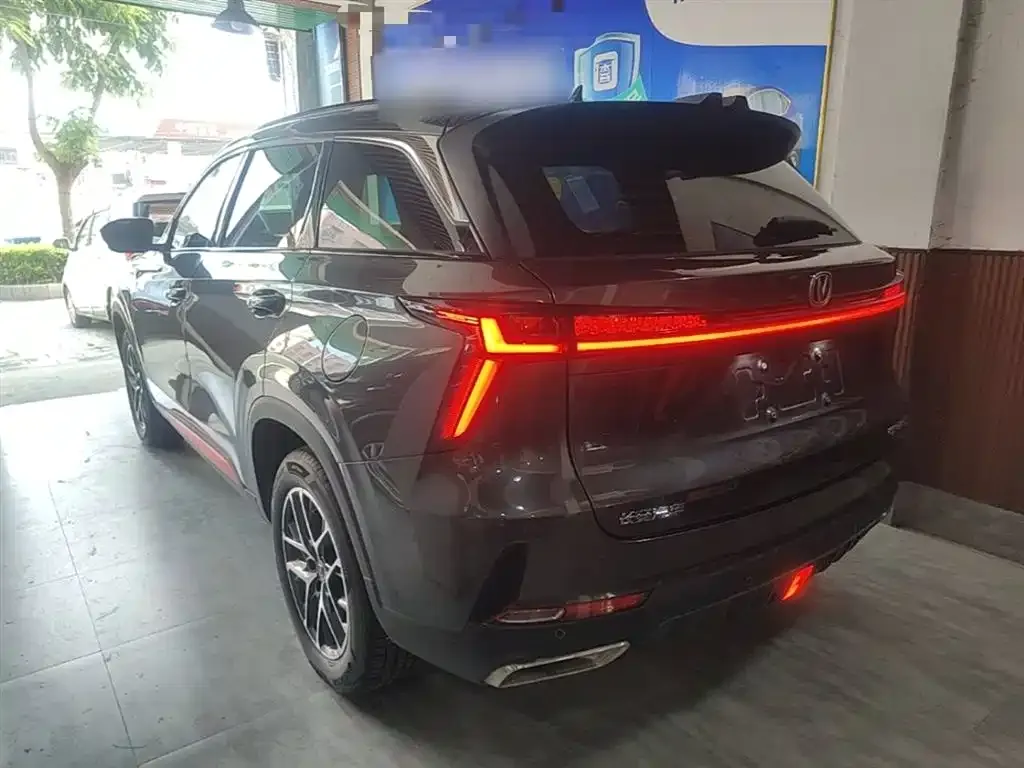 Changan CS75PLUS 2023 из CN, фото 2
