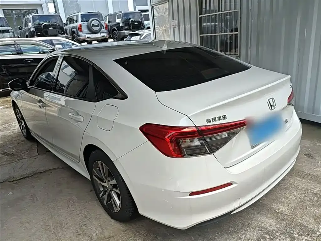 Honda Civic — фото 10