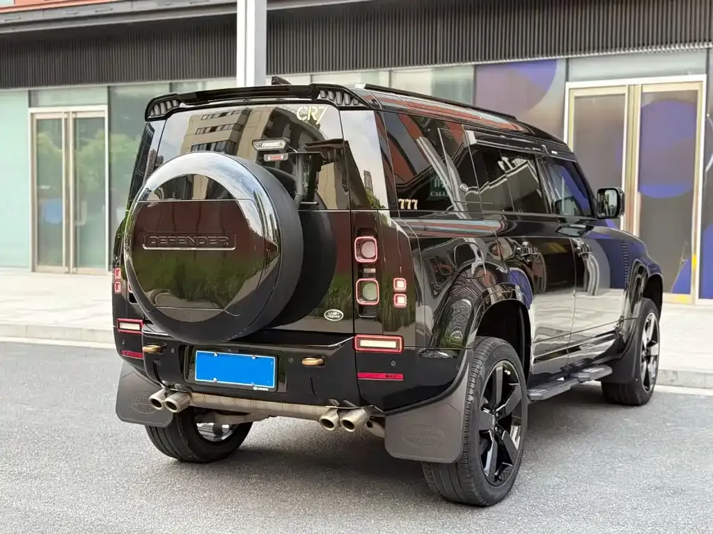 Land Rover Defender — фото 4