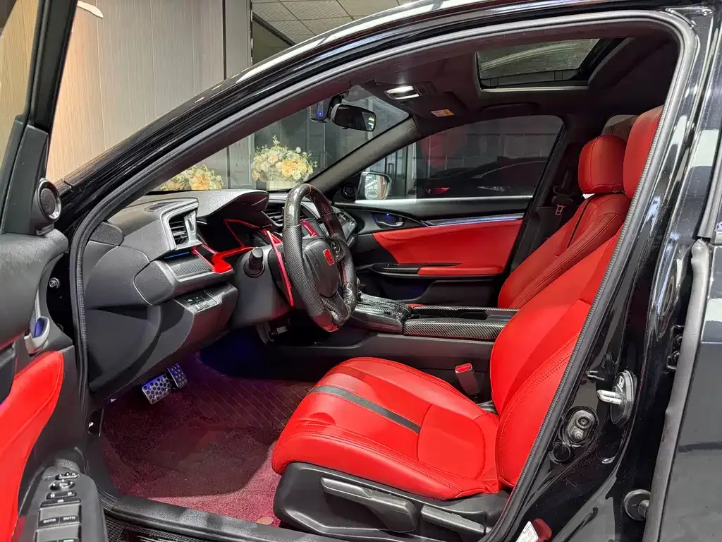 Honda Civic — фото 10