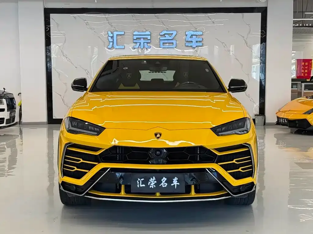 Lamborghini Urus — фото 3