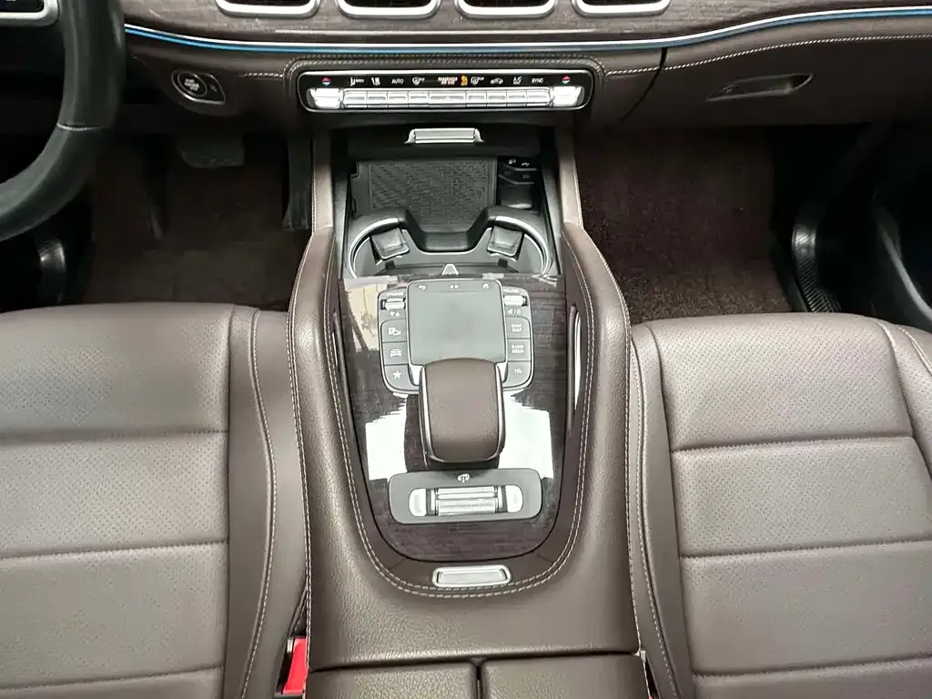 Mercedes-Benz GLS — фото 8
