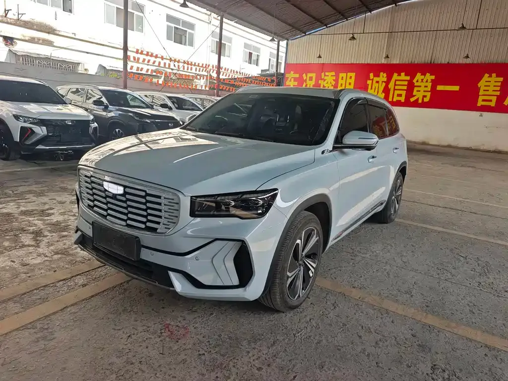 Geely Xingyue L — фото 1