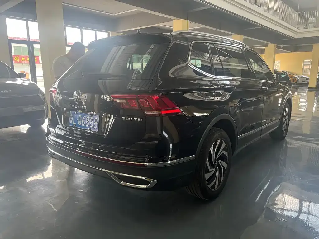 Volkswagen Tiguan L 2022 из CN, фото 7