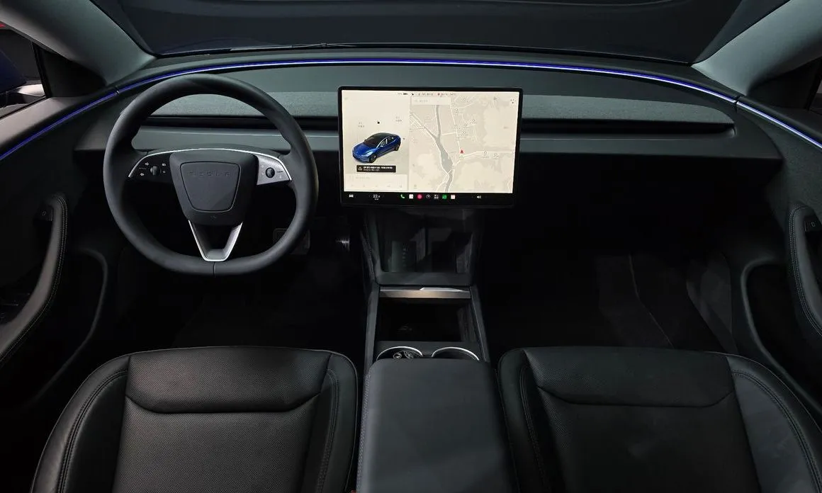 Tesla Model 3 2024 из KR, фото 10
