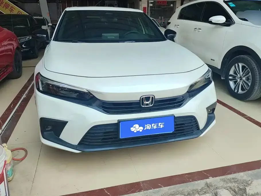Honda Civic — фото 10
