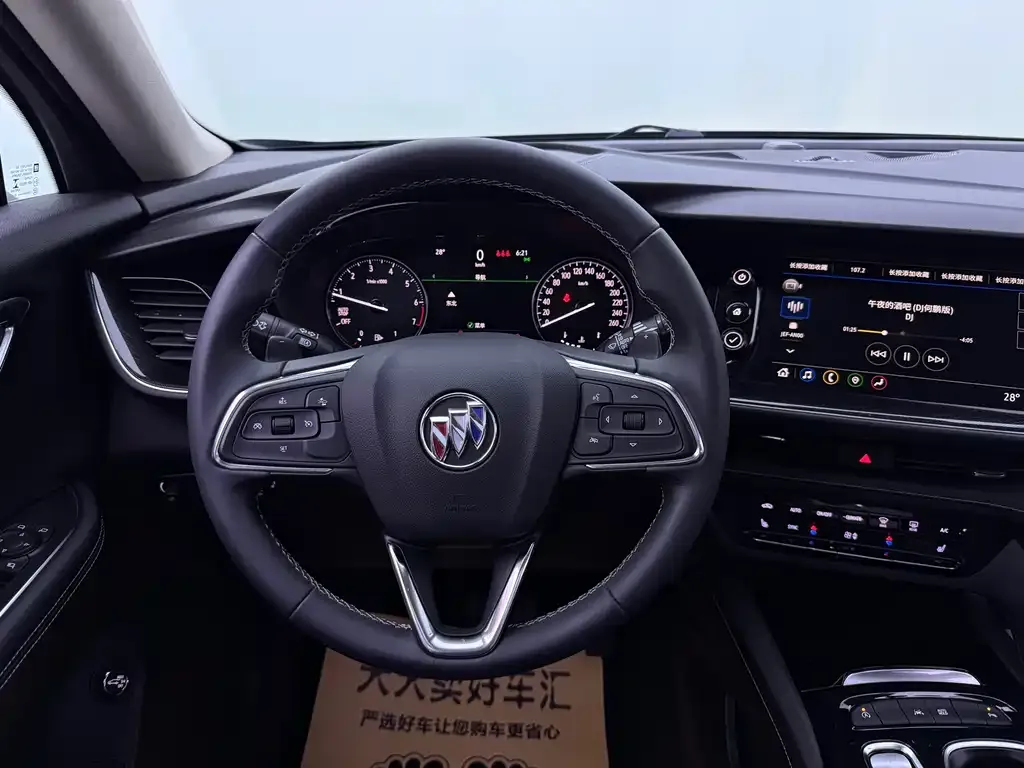 Buick Envision S — фото 10