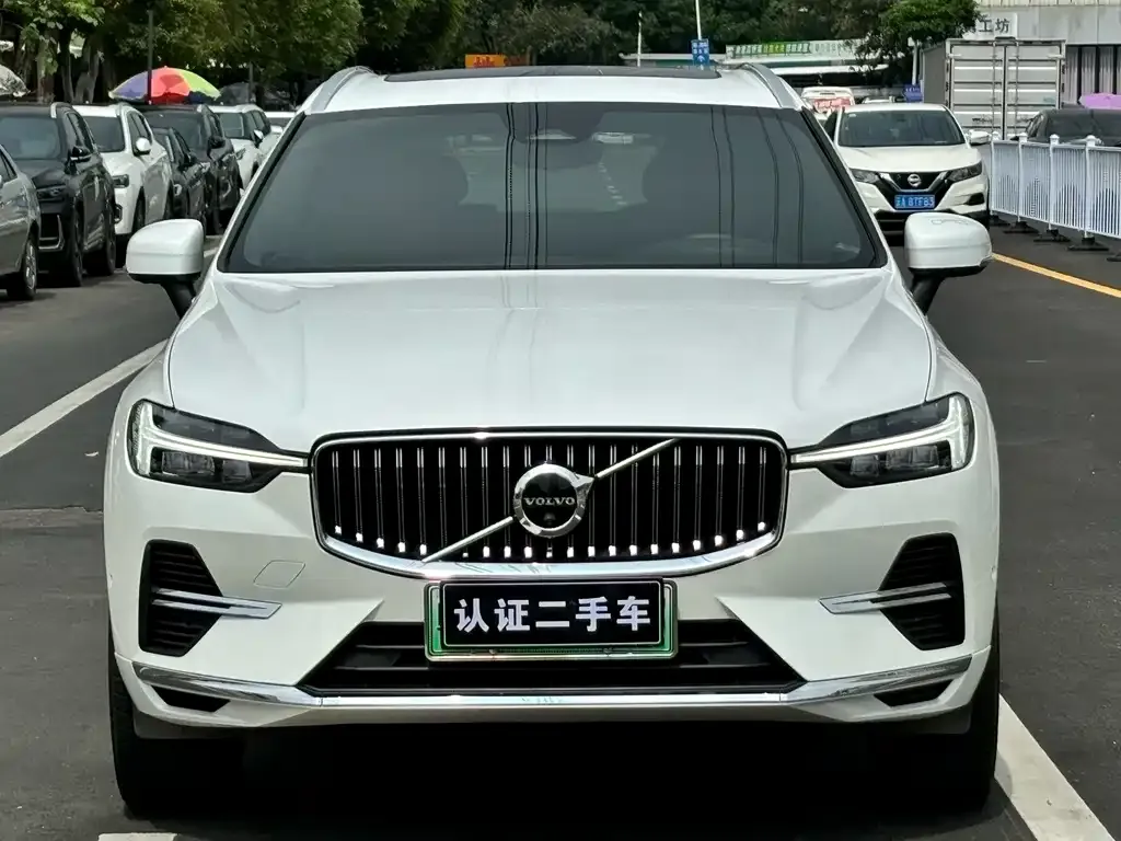 Volvo XC60 PHEV 2022 из CN, фото 8
