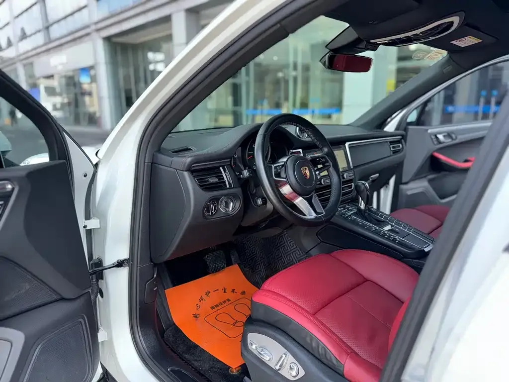 Porsche Macan 2021 из CN, фото 8