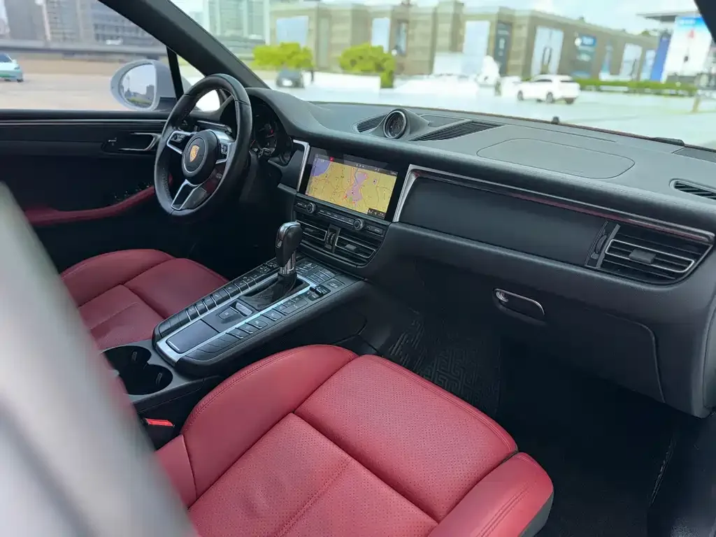Porsche Macan 2021 из CN, фото 2