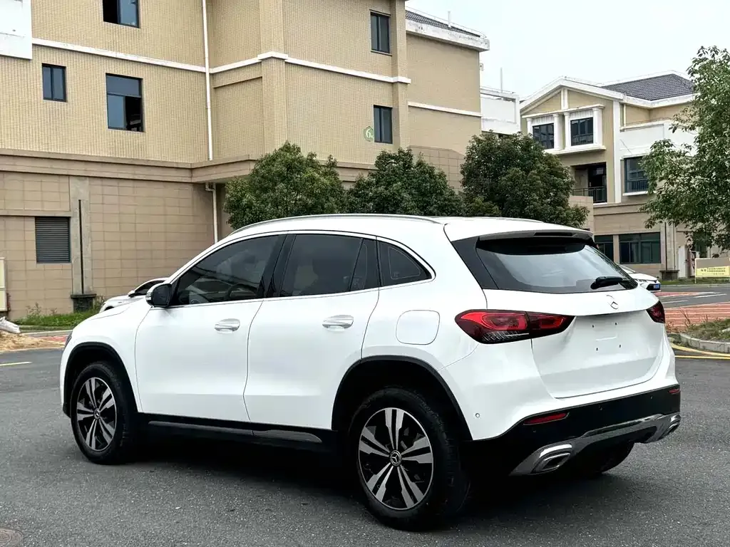 Mercedes-Benz GLA — фото 4