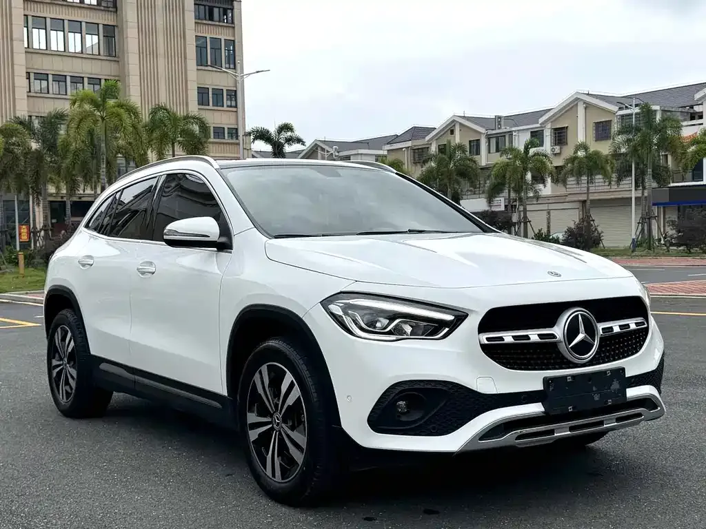 Mercedes-Benz GLA — фото 5