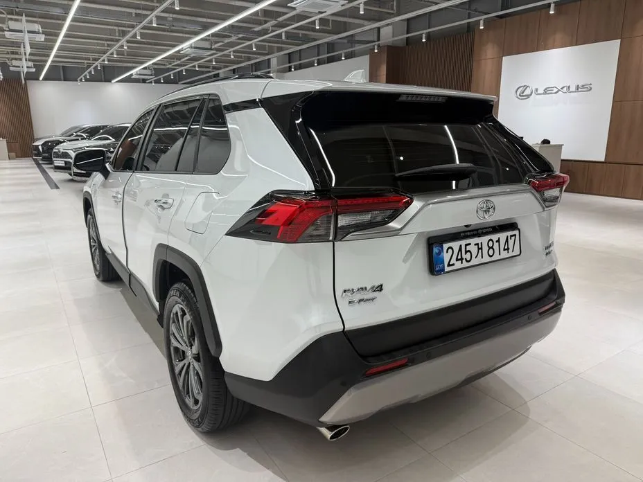Toyota RAV4 2025 из KR, фото 6