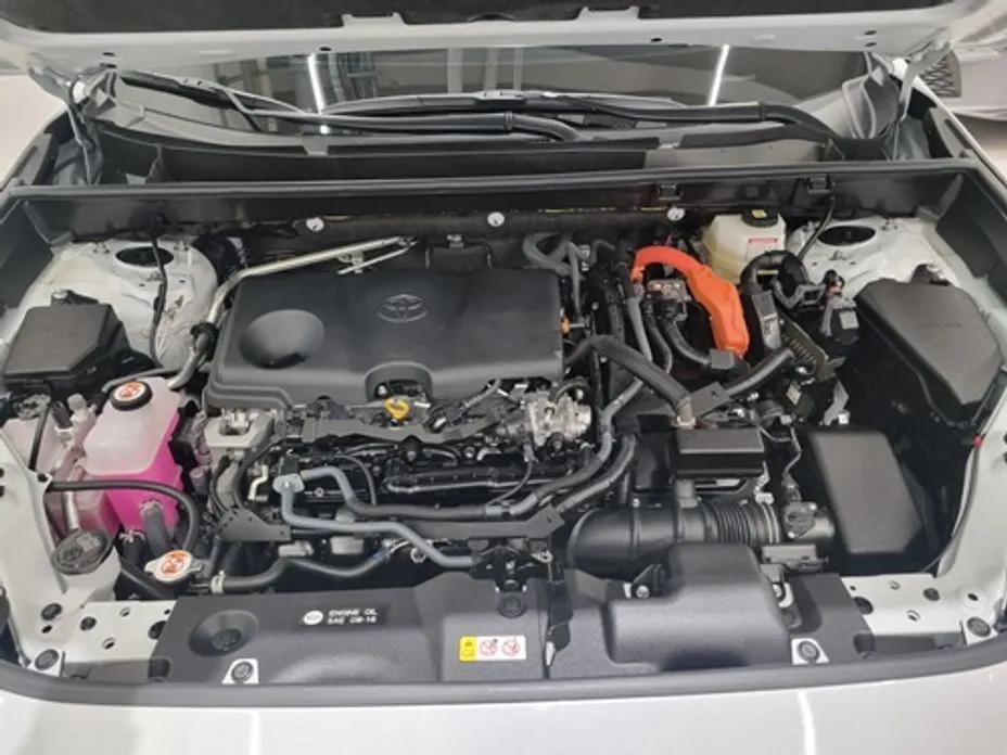 Toyota RAV4 2025 из KR, фото 2