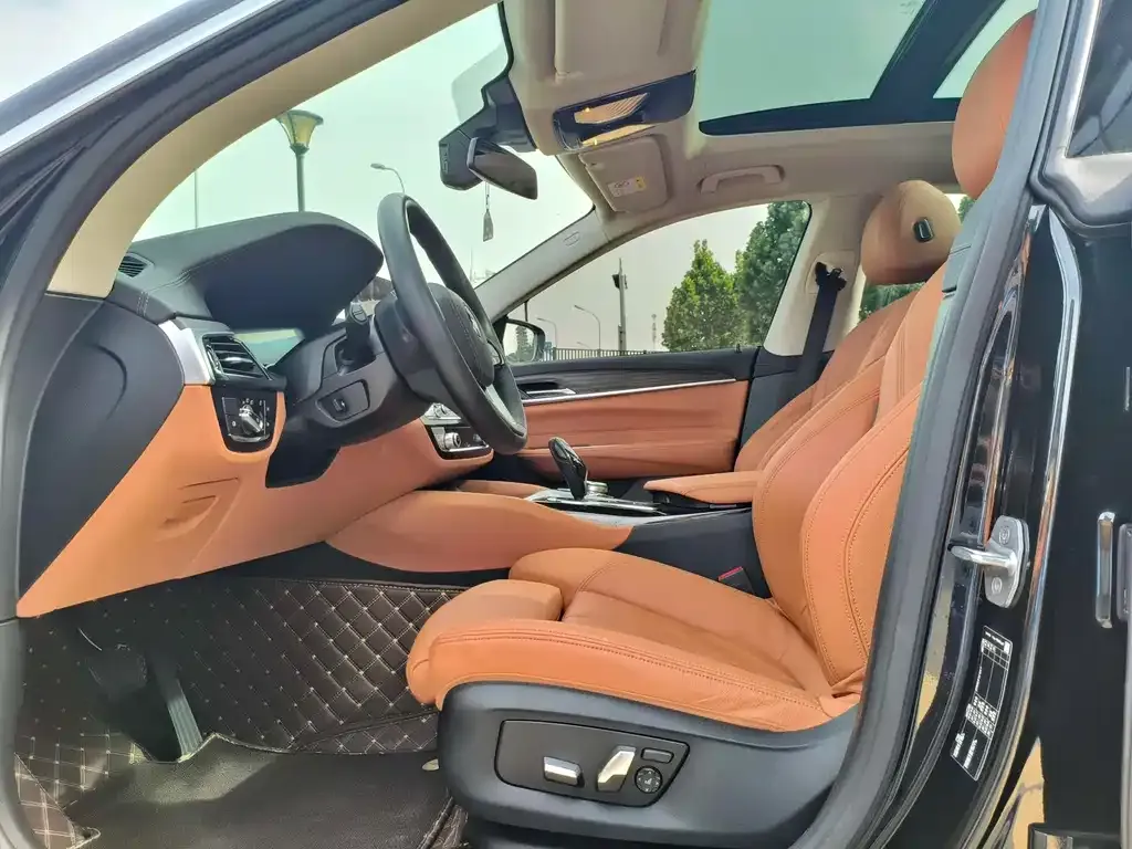 BMW 6 Series GT 2023 из CN, фото 6