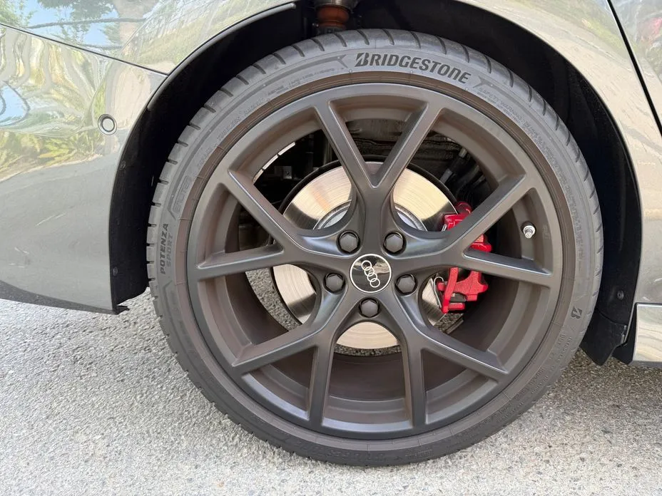 Audi RS3 2026 из KR, фото 8