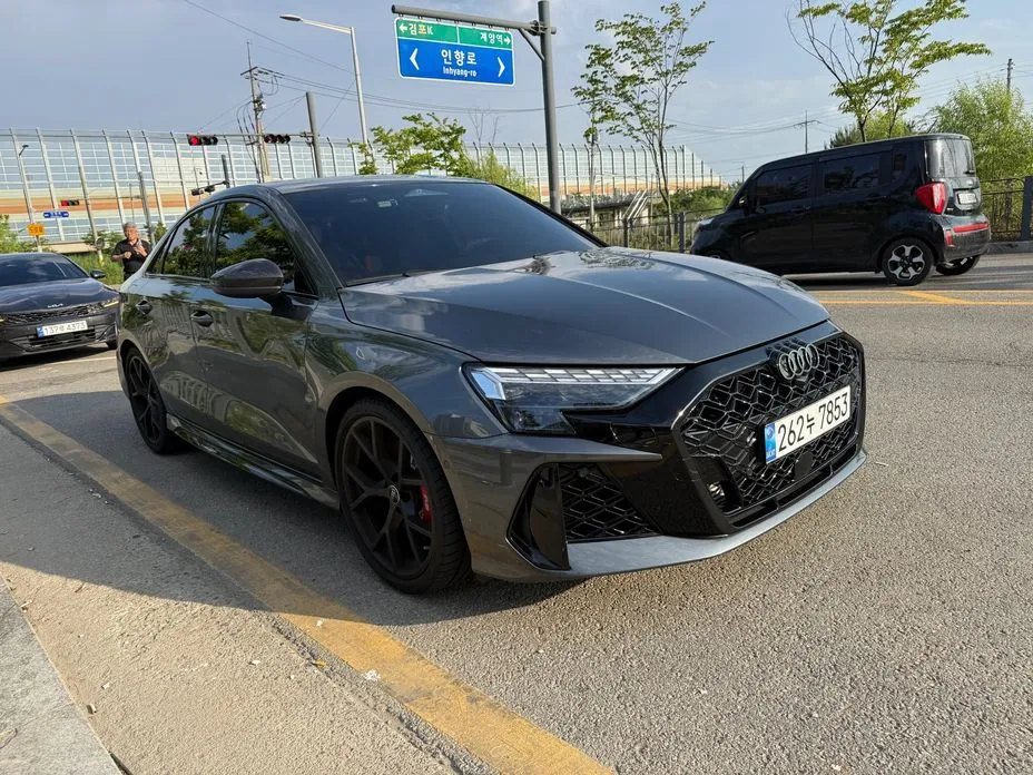Audi RS3 2026 из KR, фото 7