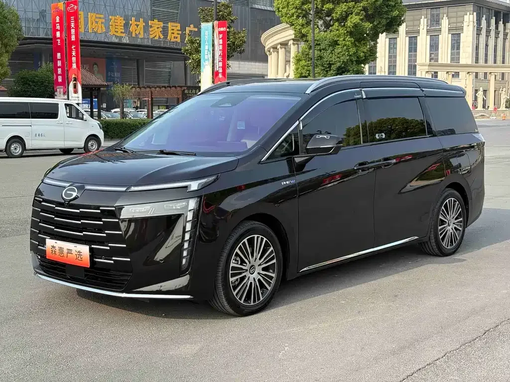 GAC Motor 传祺E8 PHEV — фото 1
