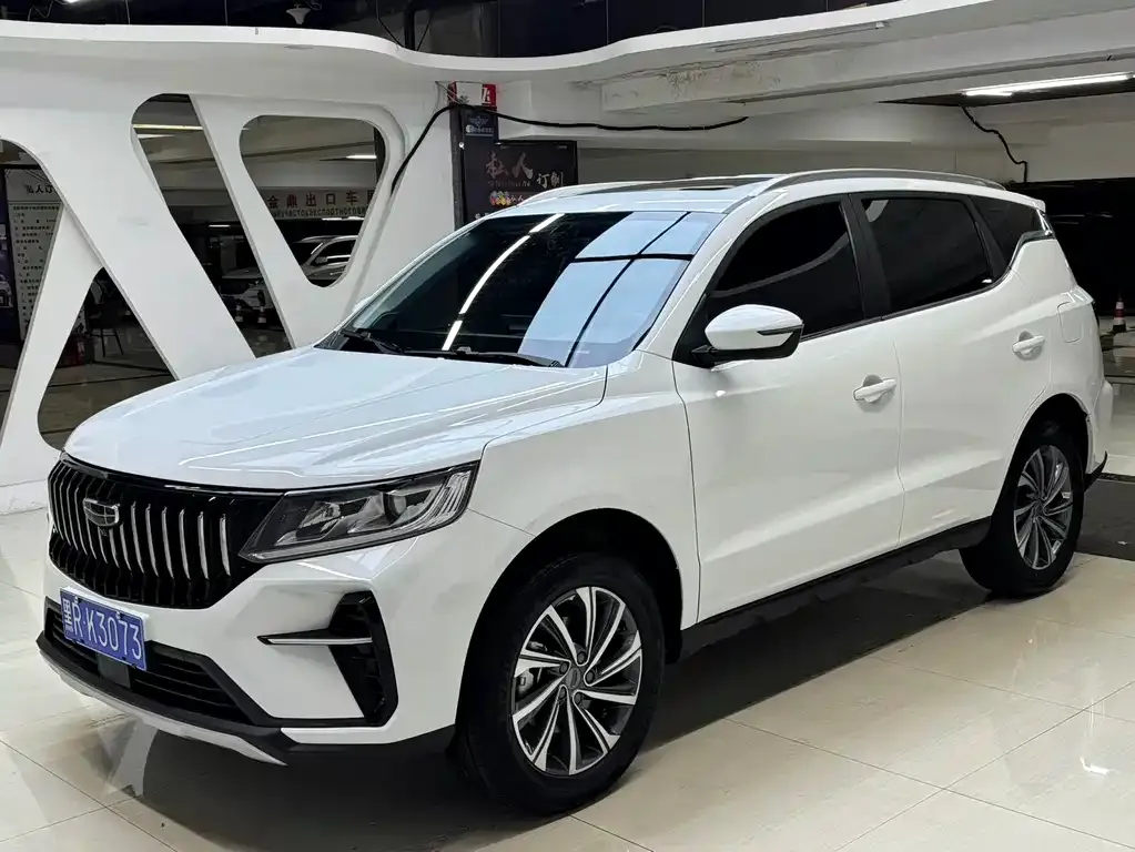 Geely Vision X6 — фото 1