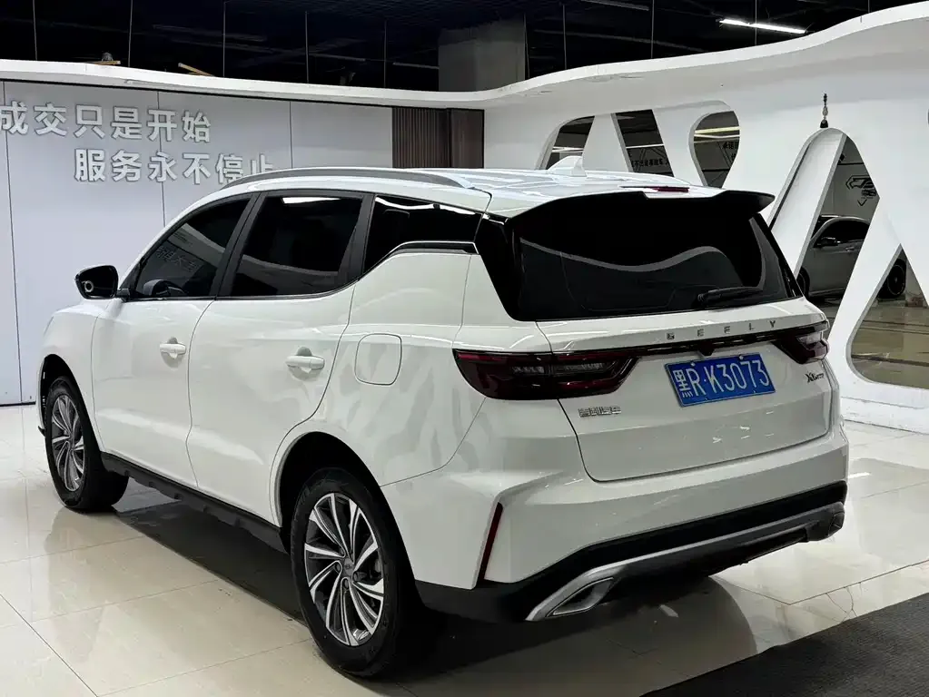Geely Vision X6 — фото 5