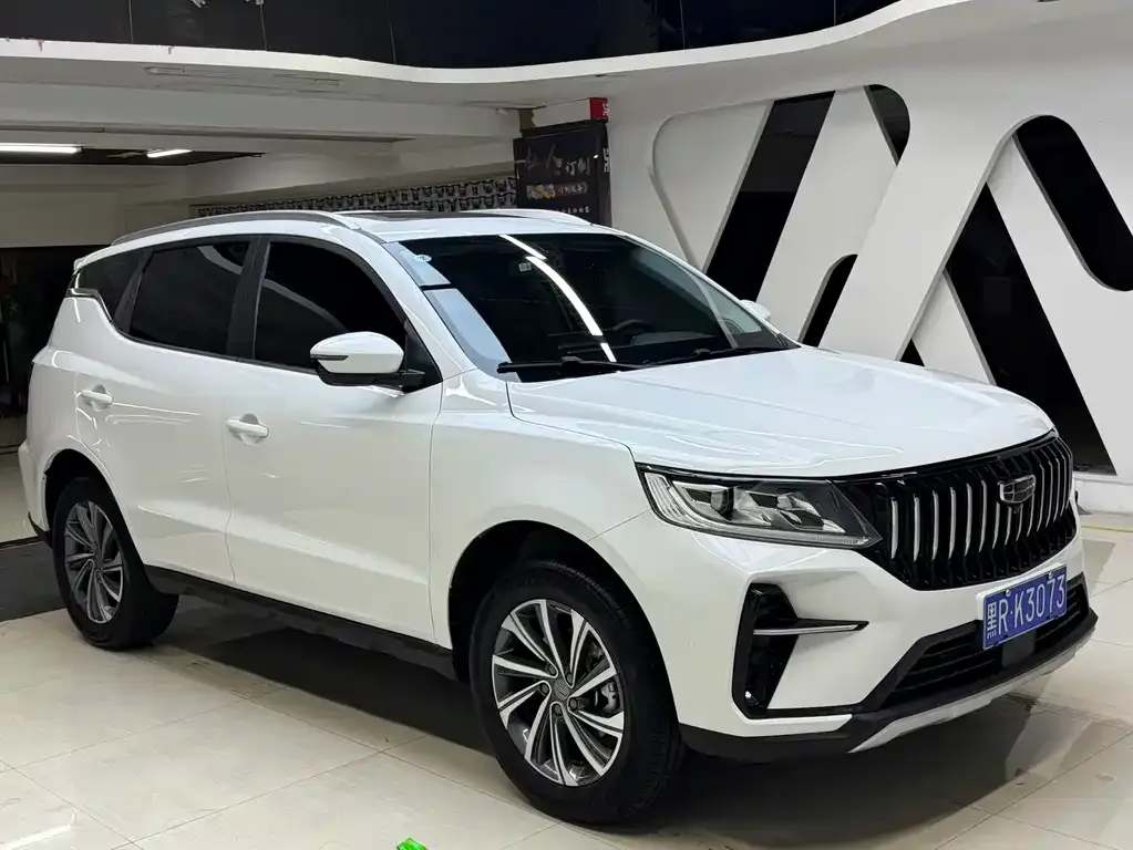 Geely Vision X6 — фото 6