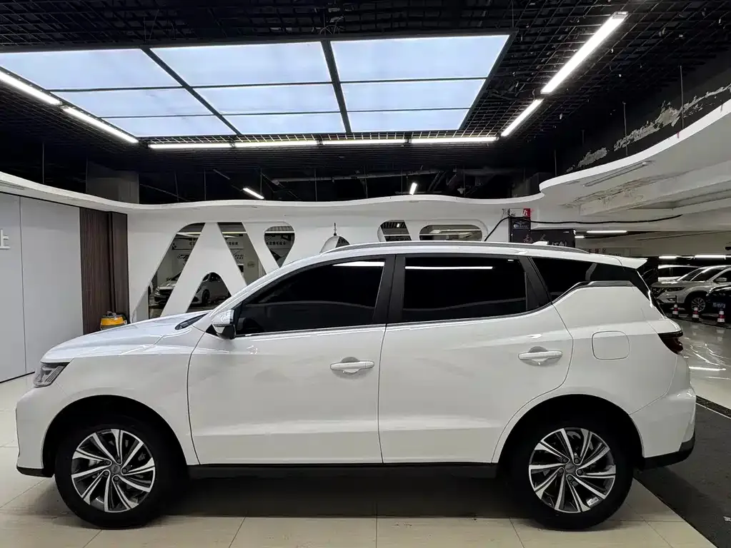 Geely Vision X6 — фото 9