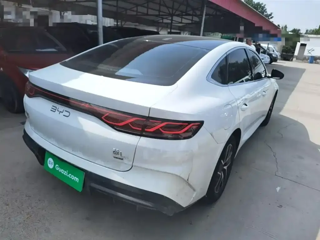 BYD Qin L — фото 6