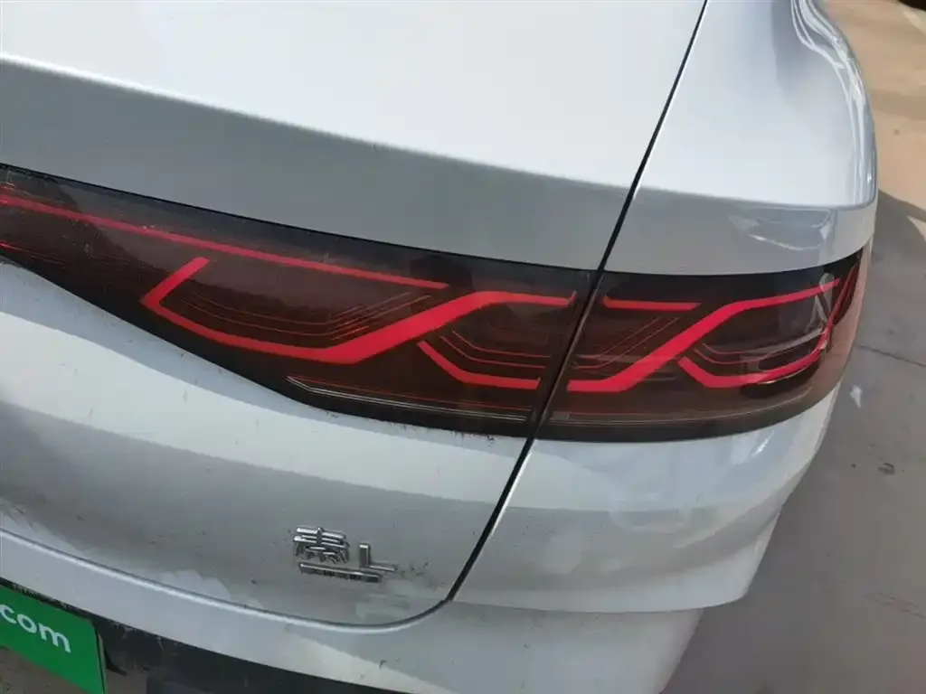 BYD Qin L — фото 4